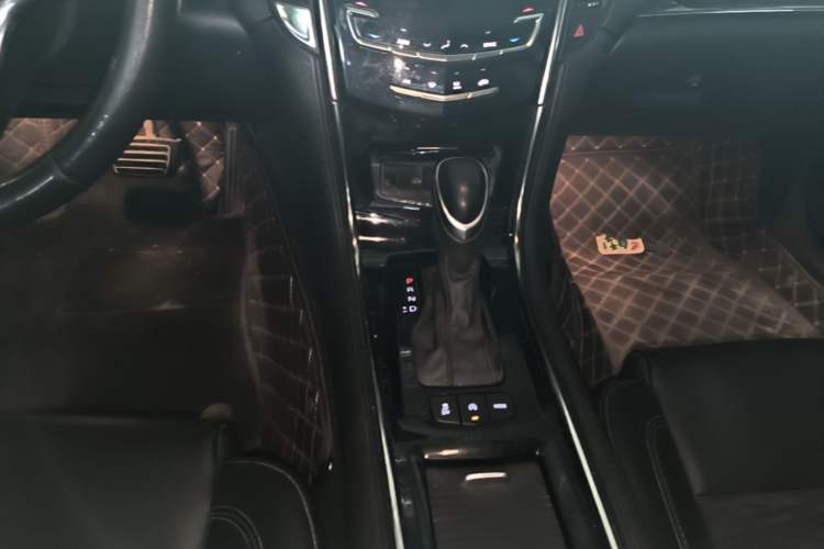 Used Cadillac ATS-L 2017 28T Tech Edition Gear Lever