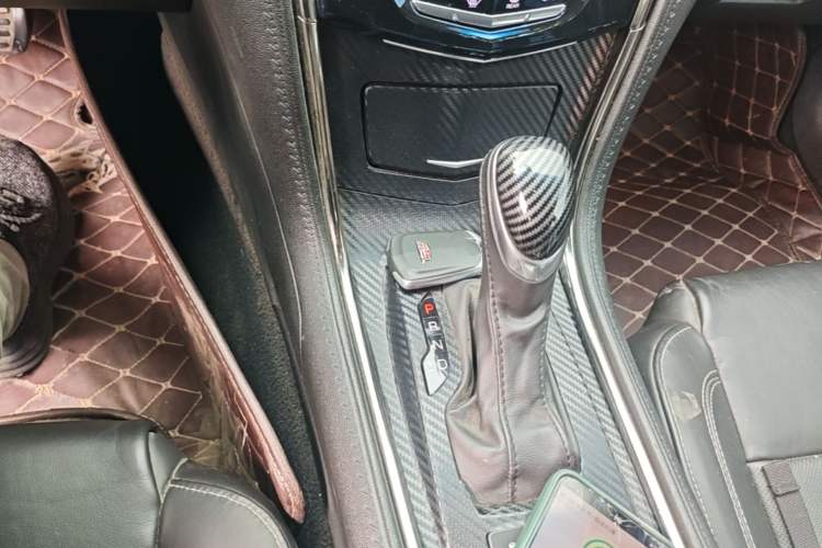 Used Cadillac ATS-L 2017 28T Fashion Edition Gear Lever