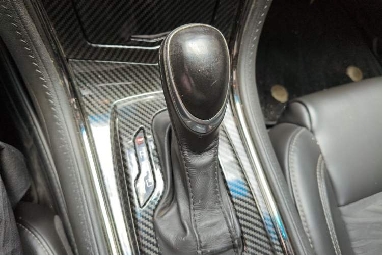 Used Cadillac ATS-L 2017 28T Luxury Model Gear Lever