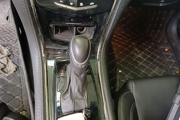 Used Cadillac ATS-L 2017 28T Tech Edition Gear Lever