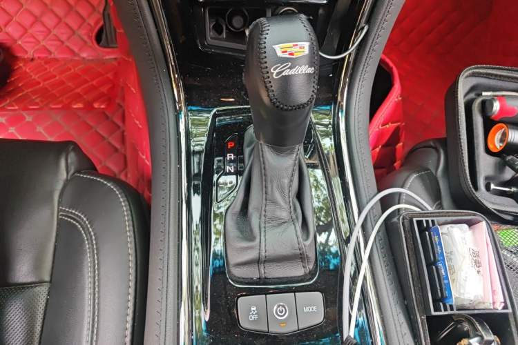 Used Cadillac ATS-L 2017 28T Fashion Edition Gear Lever