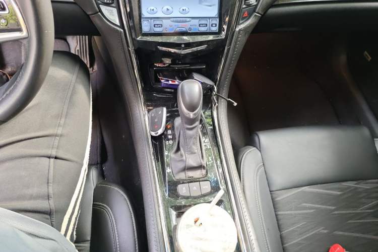 Used Cadillac ATS-L 2017 28T Tech Edition Gear Lever