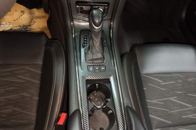 Used Cadillac ATS-L 2017 28T Tech Edition Gear Lever