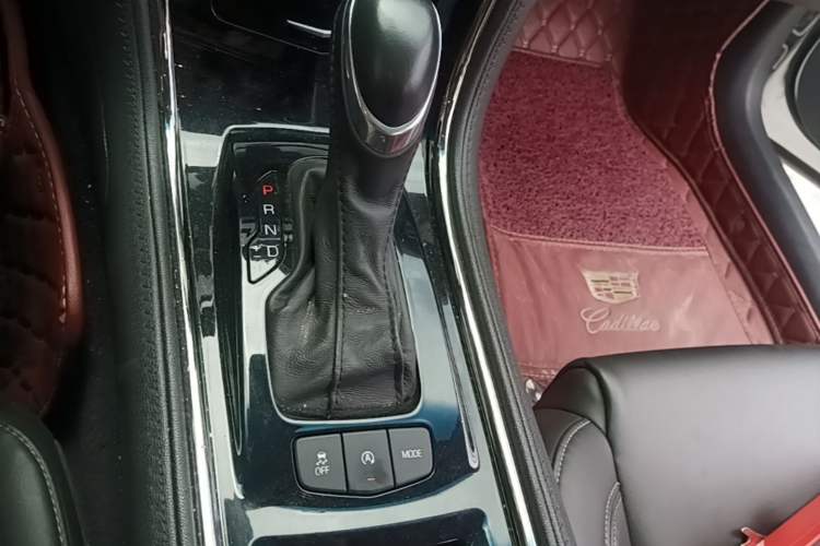 Used Cadillac ATS-L 2017 28T Tech Edition Gear Lever