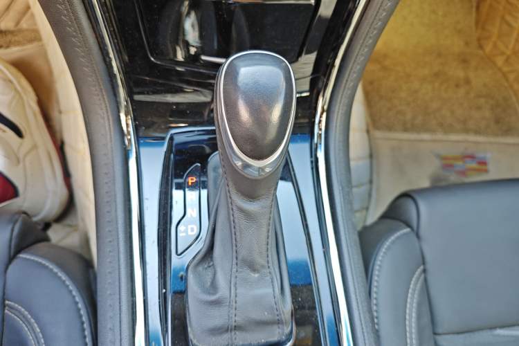 Used Cadillac ATS-L 2017 28T Tech Edition Gear Lever