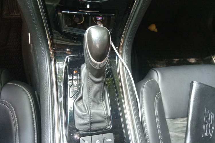 Used Cadillac ATS-L 2017 28T Tech Edition Gear Lever