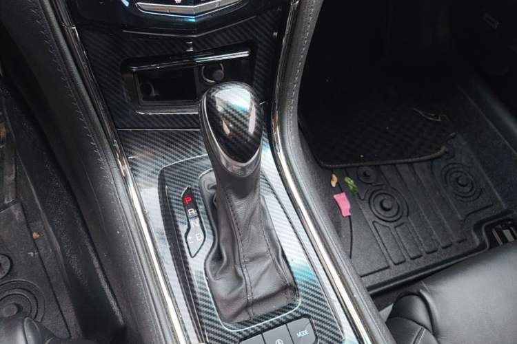 Used Cadillac ATS-L 2017 28T Fashion Edition Gear Lever