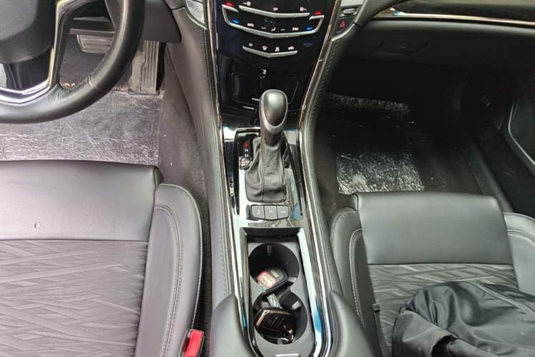 Used Cadillac ATS-L 2017 28T Tech Edition Gear Lever