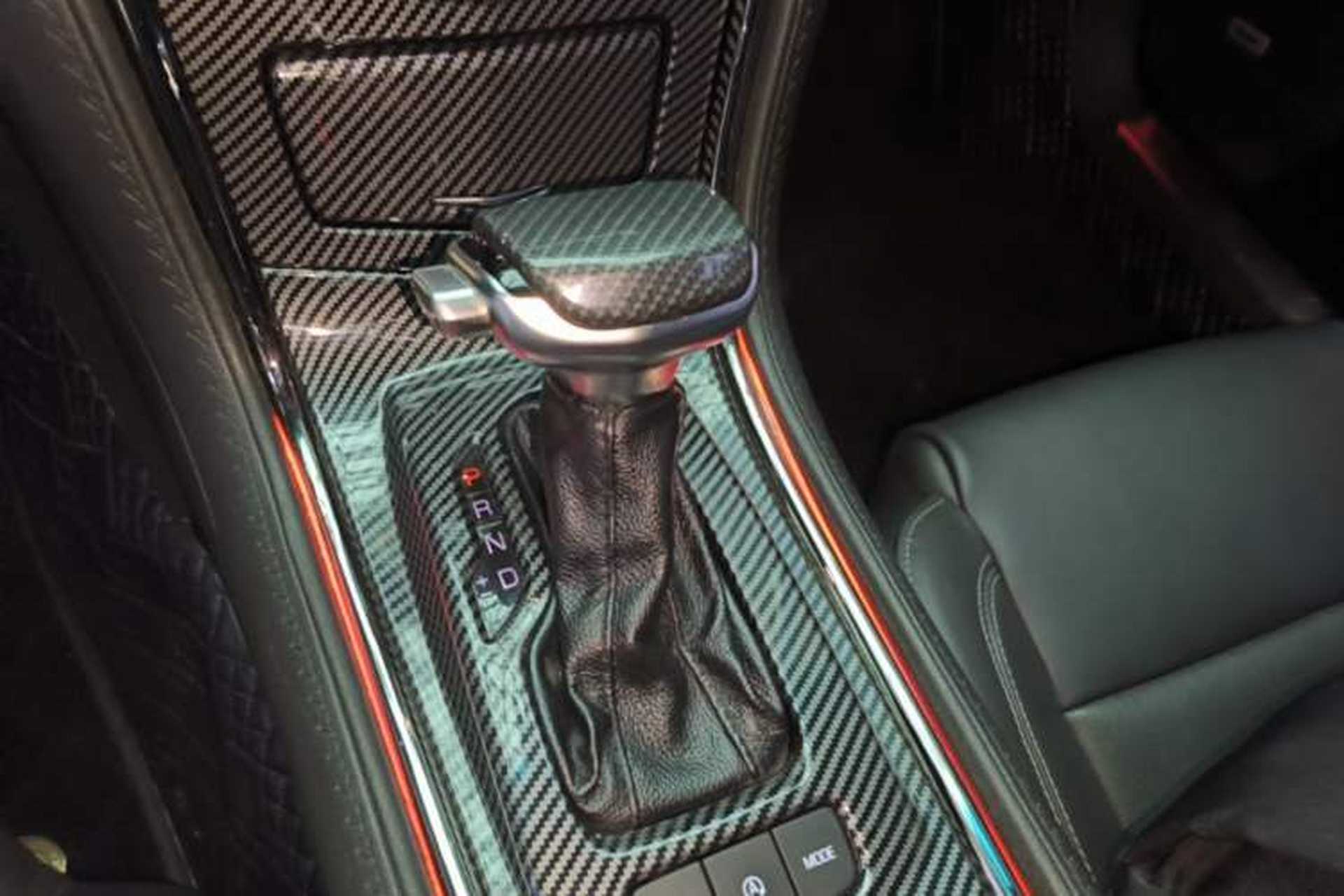 Used Cadillac ATS-L 2017 28T Fashion Edition Gear Lever