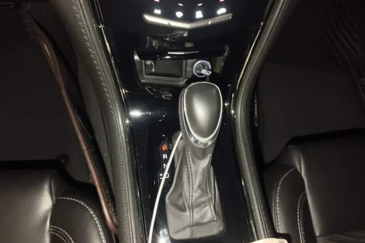 Used Cadillac ATS-L 2017 28T Tech Edition Gear Lever