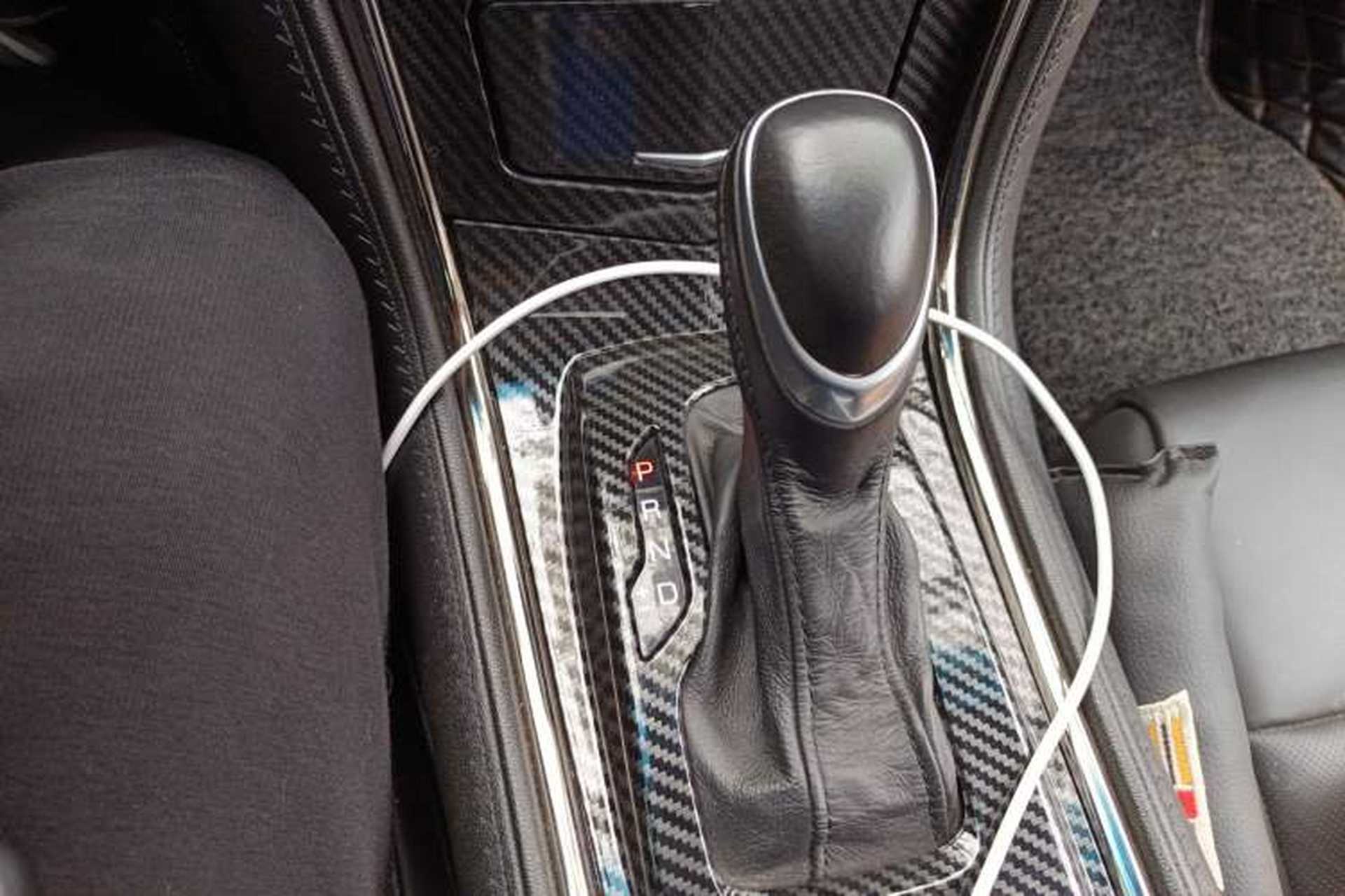 Used Cadillac ATS-L 2017 28T Fashion Edition Gear Lever