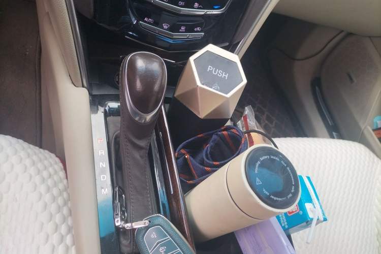 Used Cadillac ATS-L 2017 28T Tech Edition Gear Lever