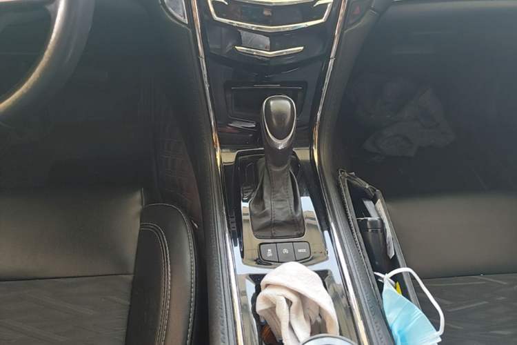 Used Cadillac ATS-L 2017 28T Tech Edition Gear Lever