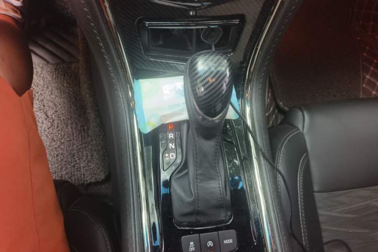 Used Cadillac ATS-L 2017 28T Tech Edition Gear Lever