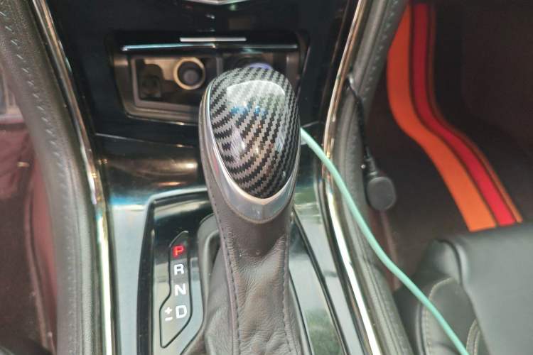 Used Cadillac ATS-L 2017 28T Fashion Edition Gear Lever