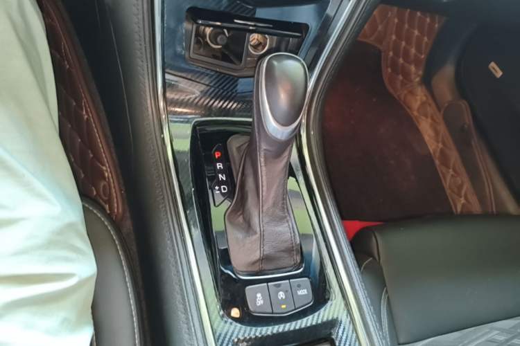 Used Cadillac ATS-L 2017 28T Tech Edition Gear Lever
