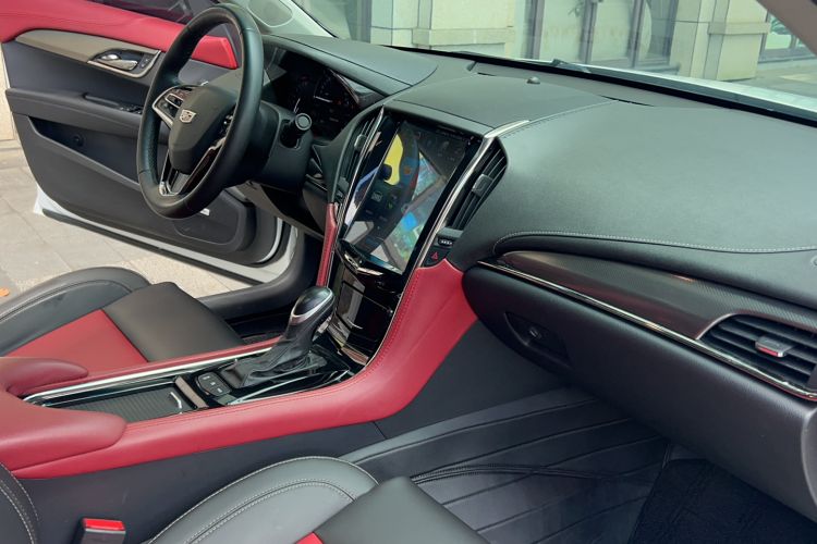 Used Cadillac ATS-L 2017 28T Tech Edition Interior 10