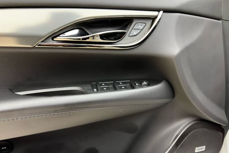 Used Cadillac ATS-L 2017 28T Tech Edition Interior 10
