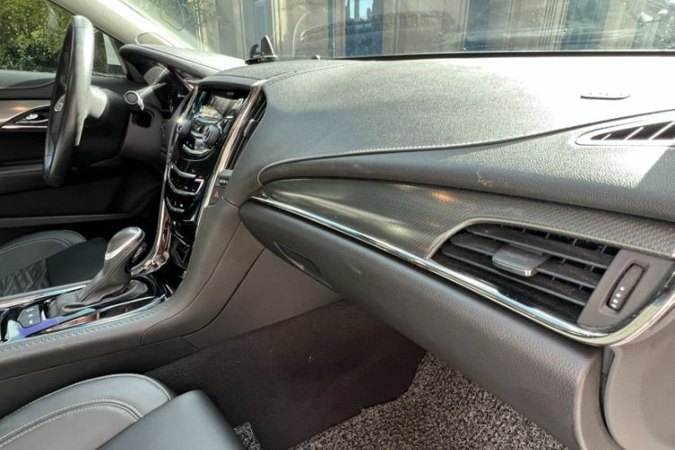 Used Cadillac ATS-L 2017 28T Tech Edition Interior 10