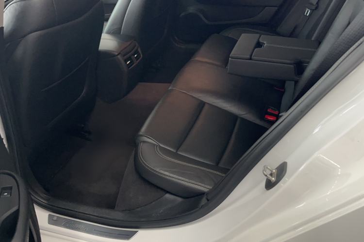 Used Cadillac ATS-L 2017 28T Fashion Edition Interior 2