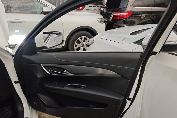 Used Cadillac ATS-L 2017 28T Tech Edition Interior 2