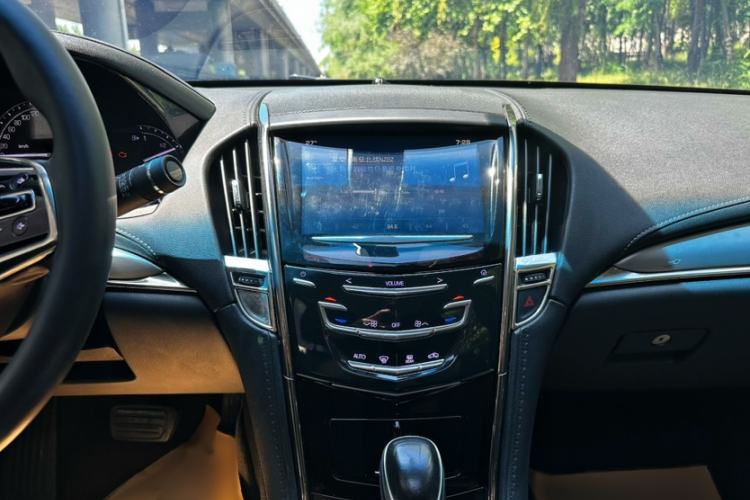 Used Cadillac ATS-L 2017 28T Fashion Edition Interior 2
