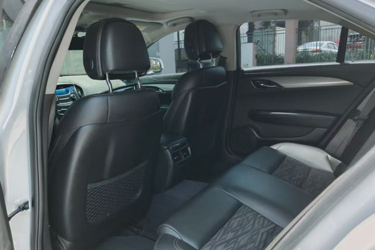 Used Cadillac ATS-L 2017 28T Tech Edition Interior 2