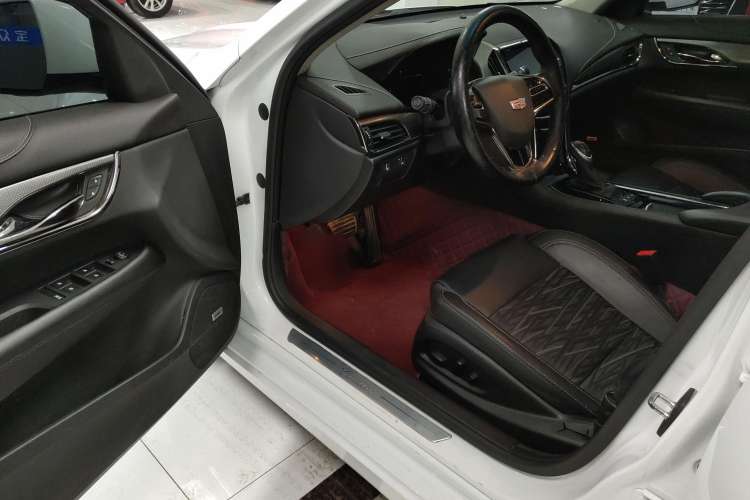 Used Cadillac ATS-L 2017 28T Tech Edition Interior 2