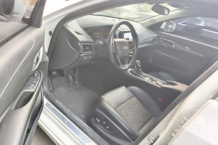 Used Cadillac ATS-L 2017 28T Tech Edition Interior 3