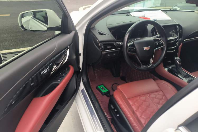 Used Cadillac ATS-L 2017 28T Tech Edition Interior 3