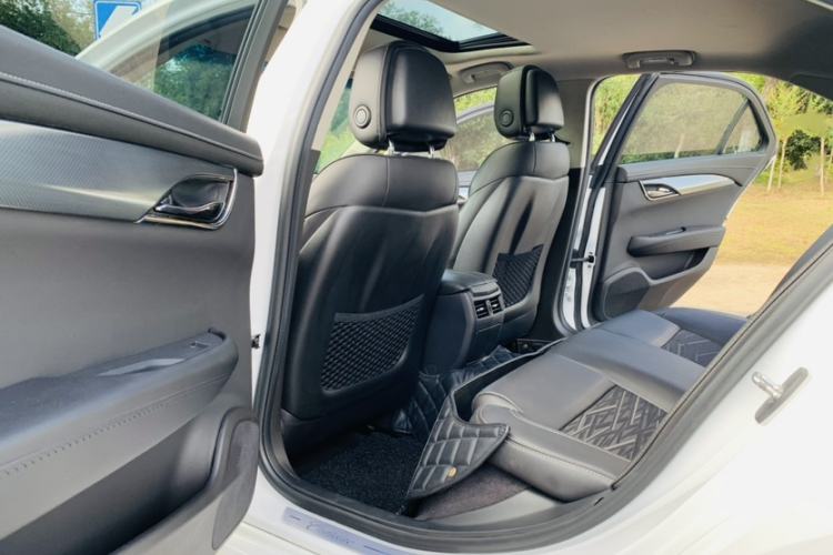 Used Cadillac ATS-L 2017 28T Tech Edition Interior 3