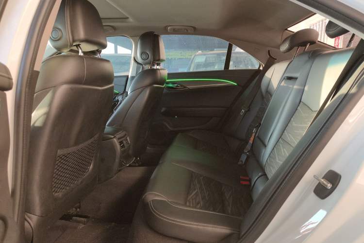 Used Cadillac ATS-L 2017 28T Tech Edition Interior 4