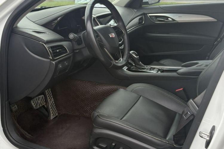 Used Cadillac ATS-L 2017 28T Fashion Edition Interior 4