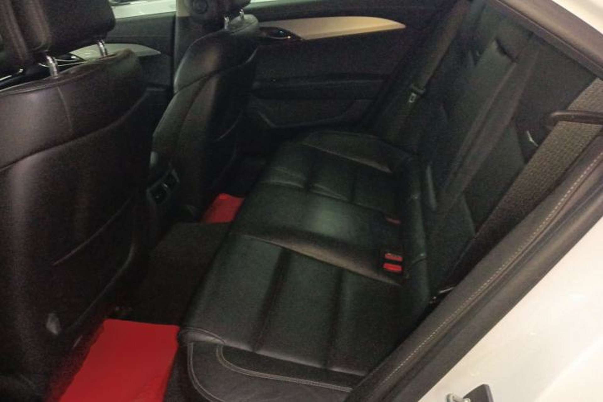 Used Cadillac ATS-L 2017 28T Fashion Edition Interior 4