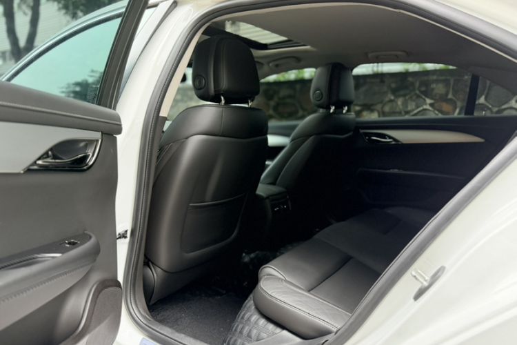 Used Cadillac ATS-L 2017 28T Fashion Edition Interior 4