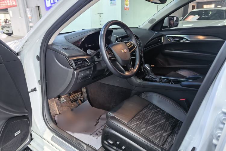 Used Cadillac ATS-L 2017 28T Tech Edition Interior 4