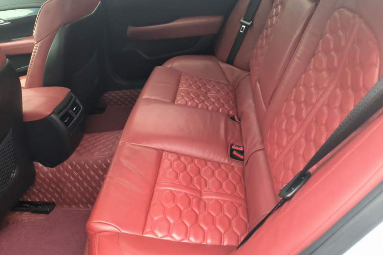 Used Cadillac ATS-L 2017 28T Tech Edition Interior 4