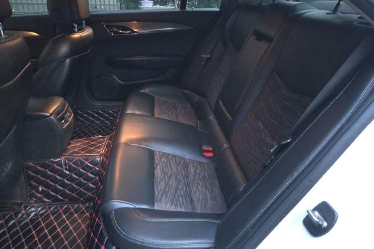 Used Cadillac ATS-L 2017 28T Tech Edition Interior 4