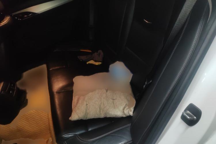 Used Cadillac ATS-L 2017 28T Fashion Edition Interior 4