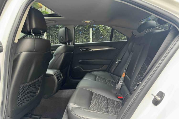 Used Cadillac ATS-L 2017 28T Tech Edition Interior 6