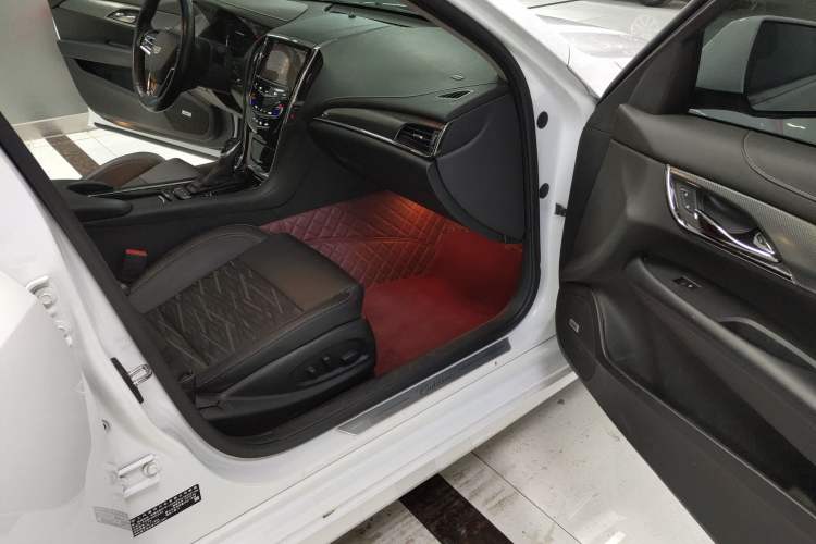 Used Cadillac ATS-L 2017 28T Tech Edition Interior 6