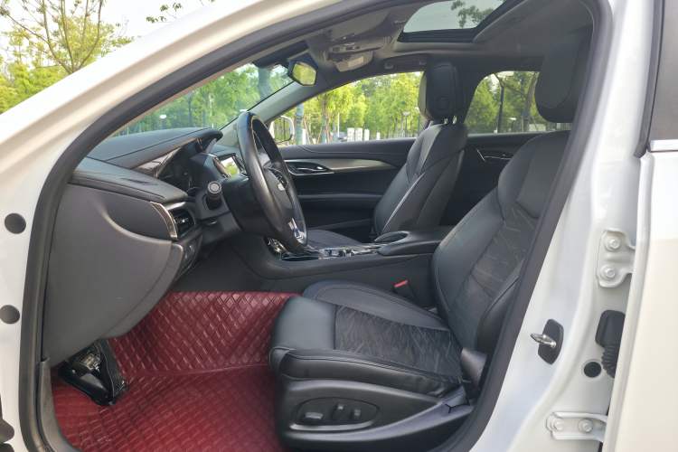 Used Cadillac ATS-L 2017 28T Tech Edition Interior 8