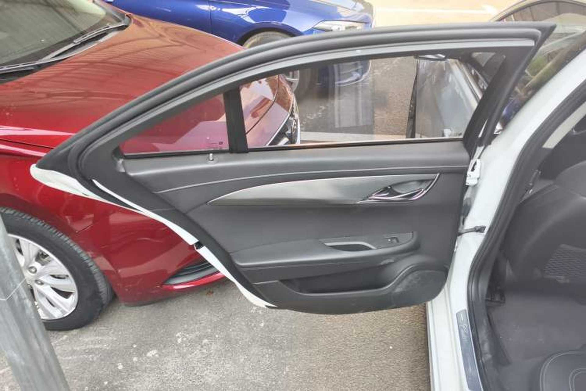 Used Cadillac ATS-L 2017 28T Tech Edition Interior 8