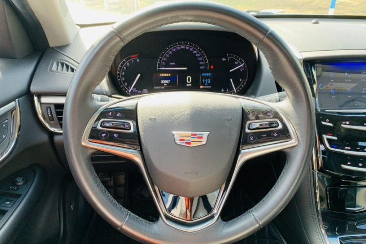 Used Cadillac ATS-L 2017 28T Tech Edition Interior 8