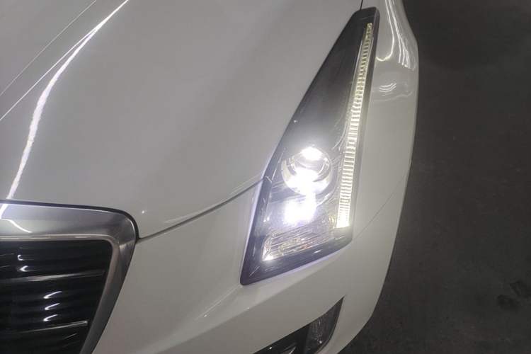 Used Cadillac ATS-L 2017 28T Fashion Edition Left Front Headlight