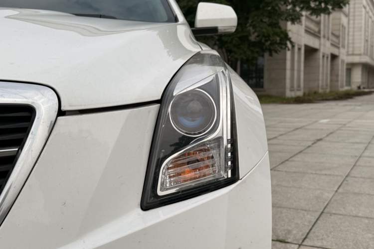 Used Cadillac ATS-L 2017 28T Fashion Edition Left Front Headlight