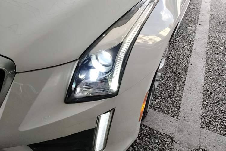 Used Cadillac ATS-L 2017 28T Fashion Edition Left Front Headlight