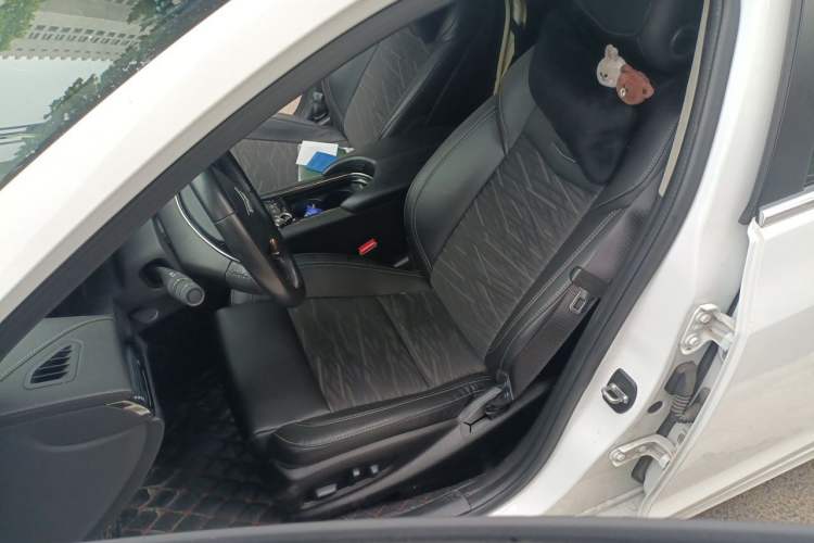 Used Cadillac ATS-L 2017 28T Tech Edition Left Front Seat