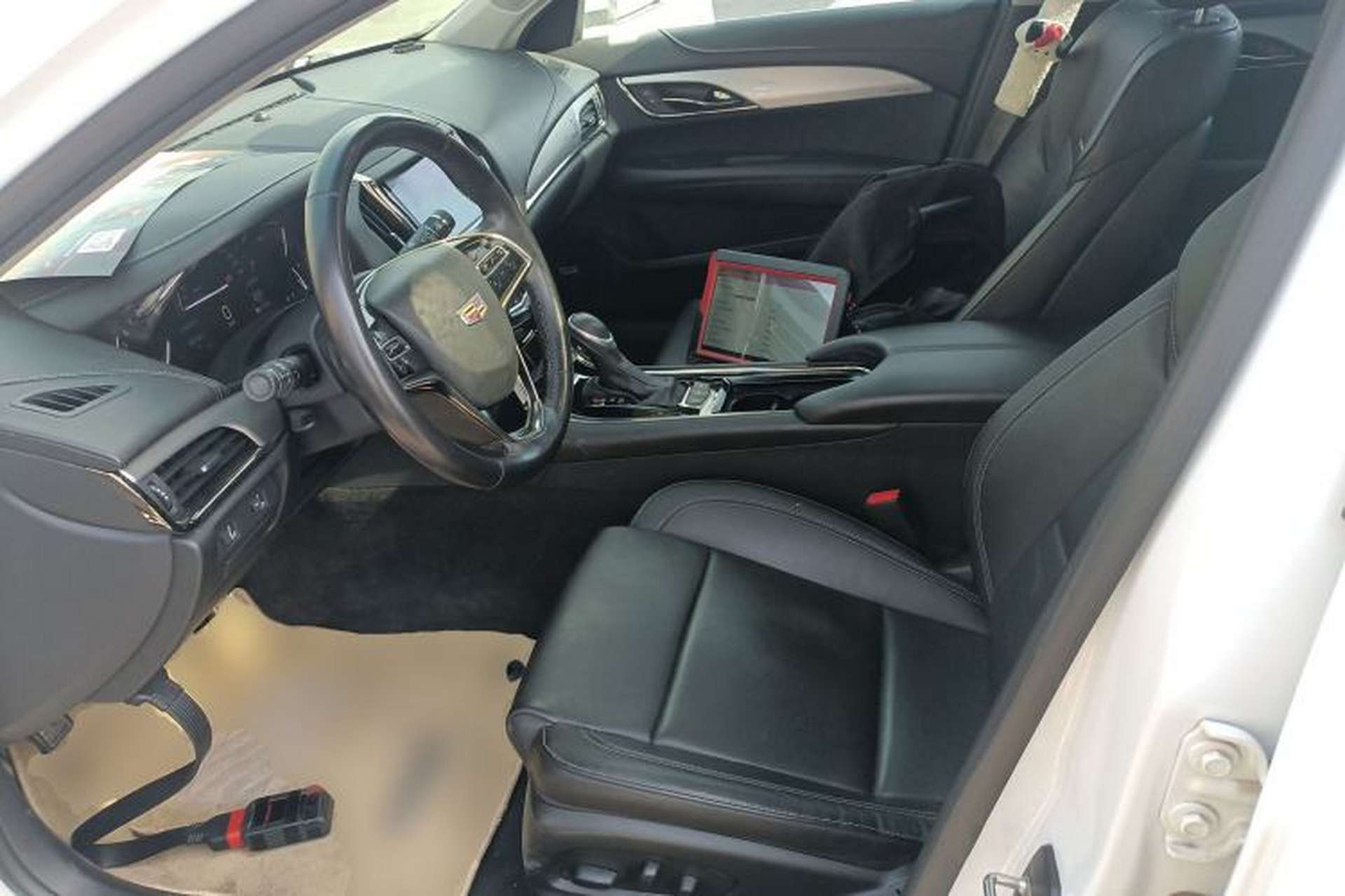 Used Cadillac ATS-L 2017 28T Fashion Edition Left Front Seat