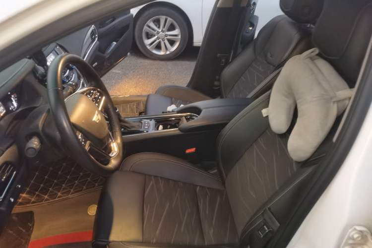Used Cadillac ATS-L 2017 28T Tech Edition Left Front Seat